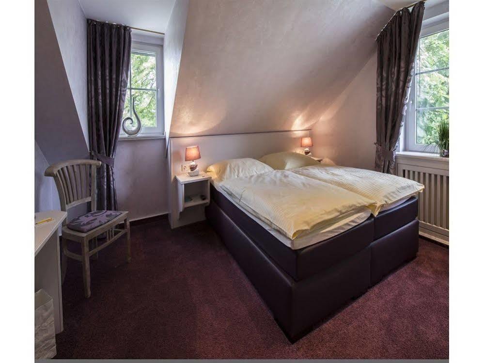Ententurm - Hotel Und Eventlocation Steinhagen  Dış mekan fotoğraf